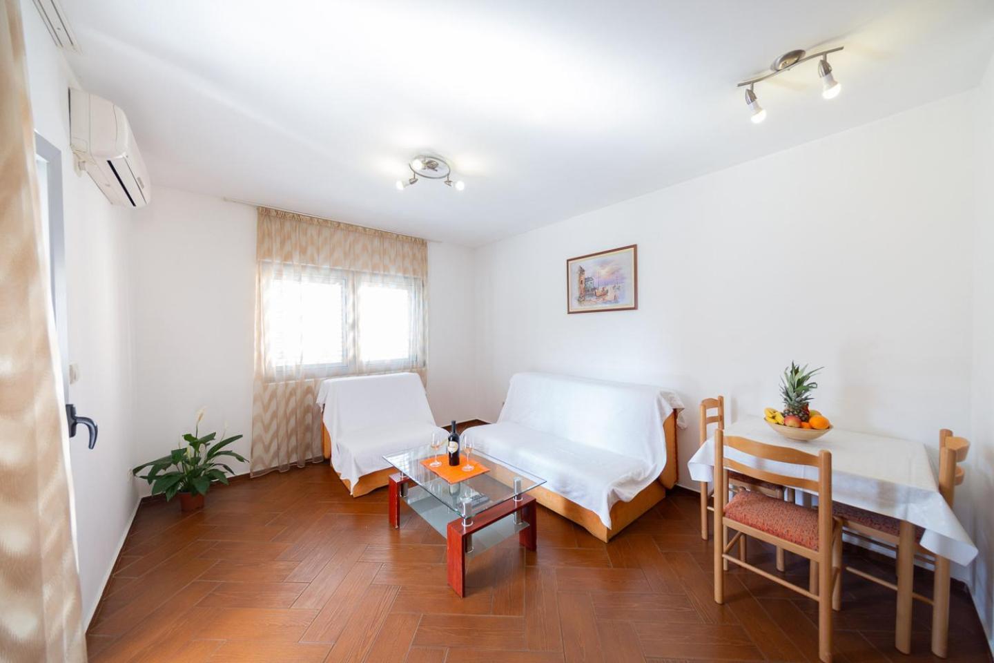 Sms Apartments Budva Exterior photo